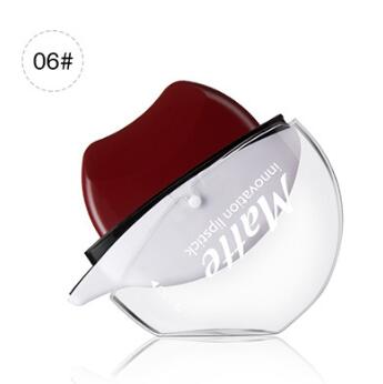 Effortless Matte Lipstick – Soft Velvet Finish