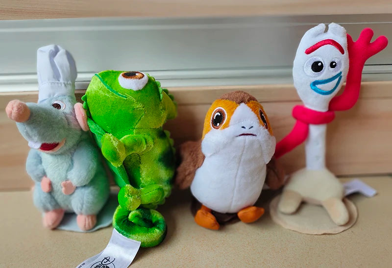 Disney  Shoulder Pal Magnetic