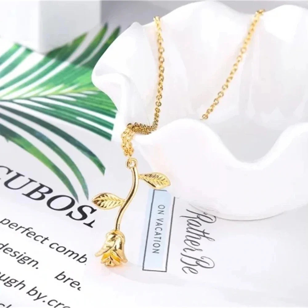 3D Rose Flower Necklace