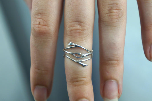 Jasmine Twig knuckle ring